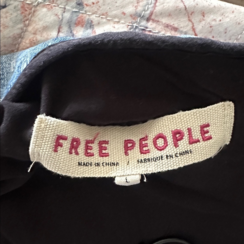 Free People - Picture 12 of 13
